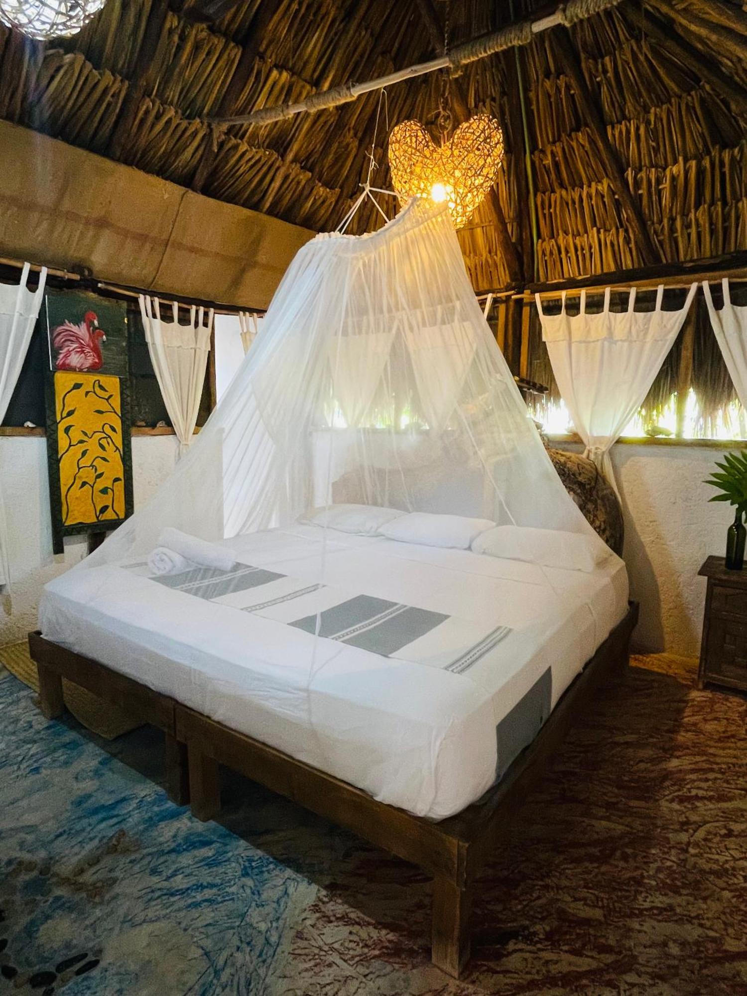 Casa Jade Ecobungalows Las Coloradas Yuluc Екстериор снимка